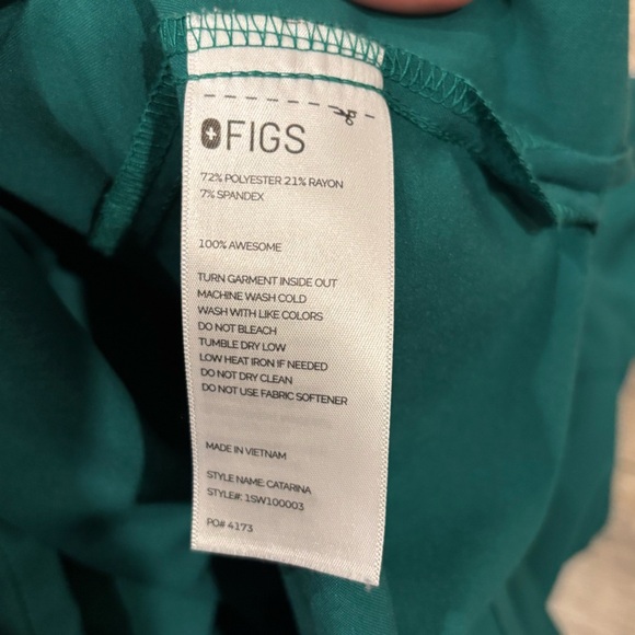 FIGS Scrub Top - Hunter Green, Size 4XL - Picture 4 of 7